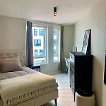 Lys Og Moderne 3-roms Pa Sandsli Apartmán *