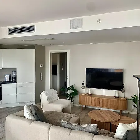 Lys Og Moderne 3-roms Pa Sandsli * 卑爾根