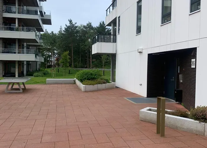 Lys Og Moderne 3-roms Pa Sandsli 公寓 *